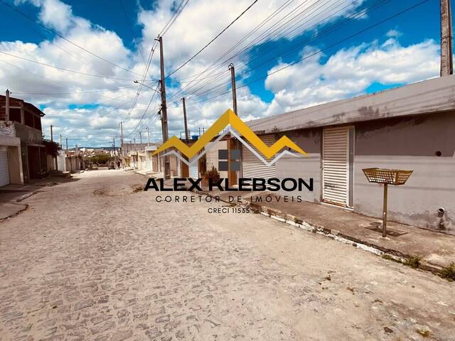 #323 - Casa para Venda em Caruaru - PE